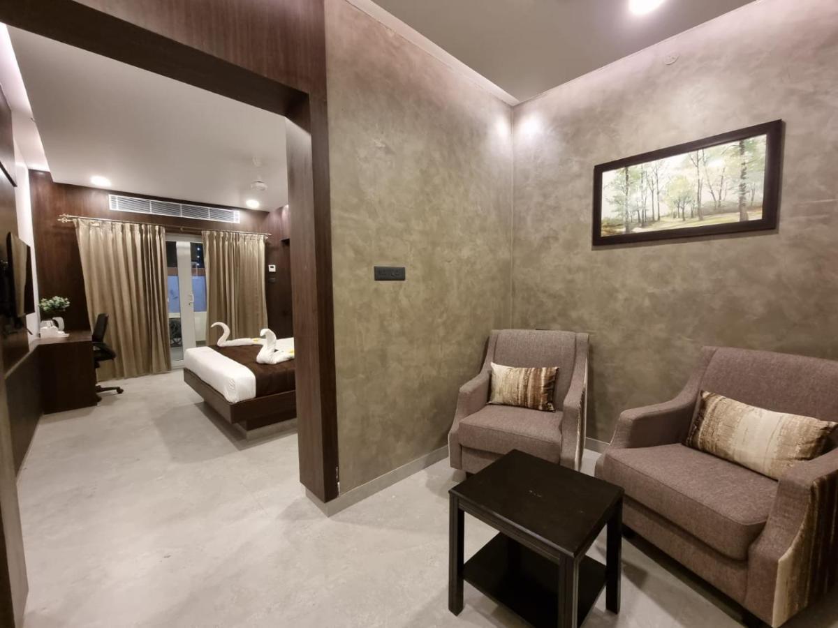 D Wayfarer Inn Resort イーロードゥ エクステリア 写真