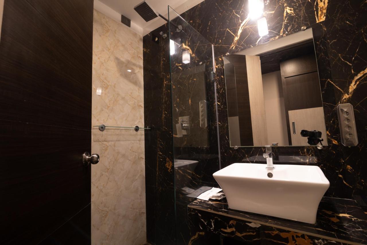 D Wayfarer Inn Resort イーロードゥ エクステリア 写真