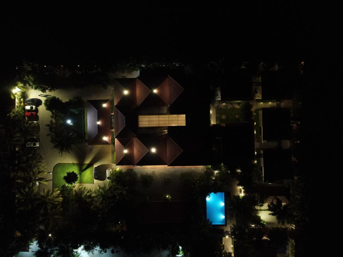 D Wayfarer Inn Resort イーロードゥ エクステリア 写真