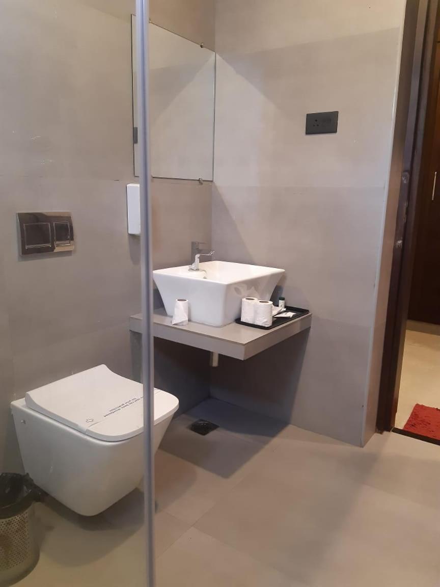 D Wayfarer Inn Resort イーロードゥ エクステリア 写真
